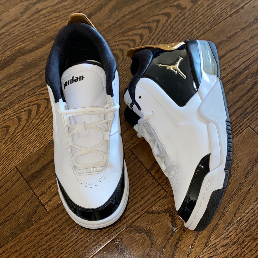 Jordan big fund sneakers